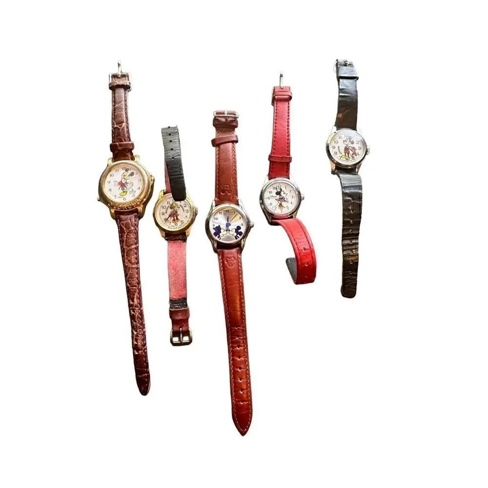 Lot of 5 Mickey Mouse Minnie Mouse Vintage watches unknown if working